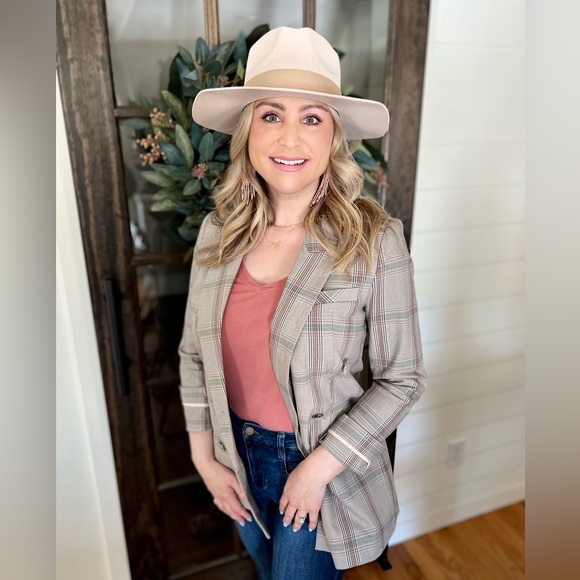 CAbi #5470 Sleuth Blazer Jacket Plaid Womens Size 4 Ex gently worn condition - Picture 2 of 6